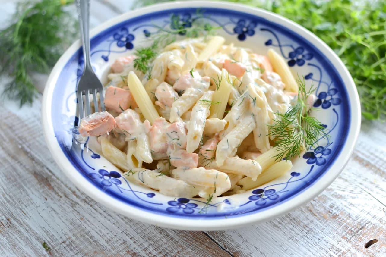 Jak przygotować penne w sosie śmietanowym, które zachwyci każdego? Jak przygotować penne w sosie śmietanowym, które zachwyci każdego?