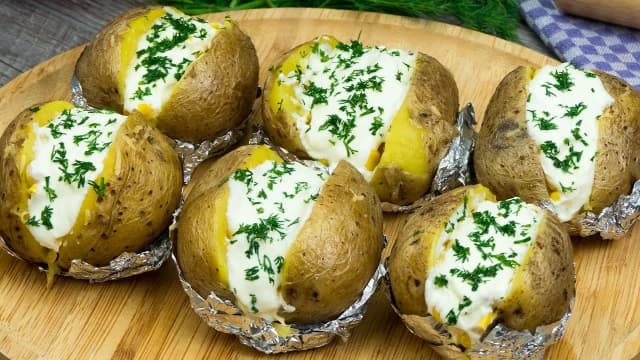 Co do ziemniaków na obiad? 10 prostych i smacznych przepisów Co do ziemniaków na obiad? 10 prostych i smacznych przepisów