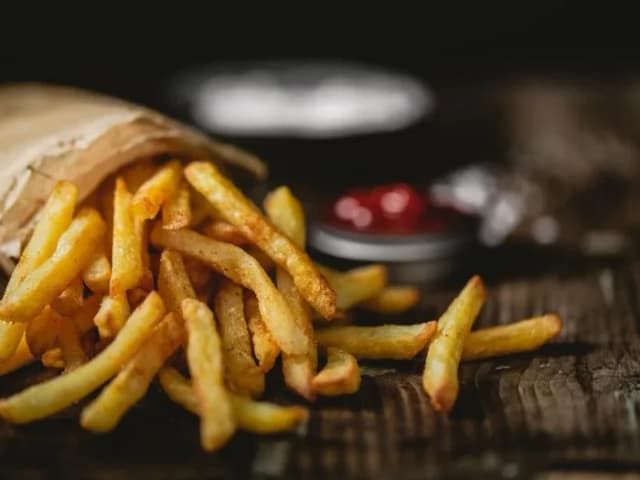 Jak zrobić chrupiące frytki, które zachwycą każdego smakosza Jak zrobić chrupiące frytki, które zachwycą każdego smakosza