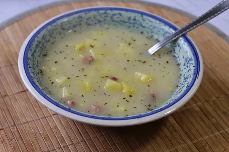 Jaką zupę na wędzonce przygotować, by zachwycić smakiem? Jaką zupę na wędzonce przygotować, by zachwycić smakiem?