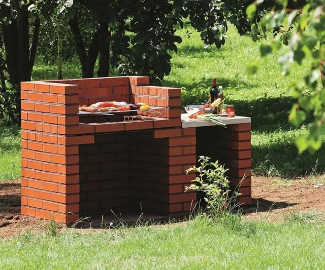 Jak zbudować grill wędzarnia z cegieł i uniknąć najczęstszych błędów Jak zbudować grill wędzarnia z cegieł i uniknąć najczęstszych błędów